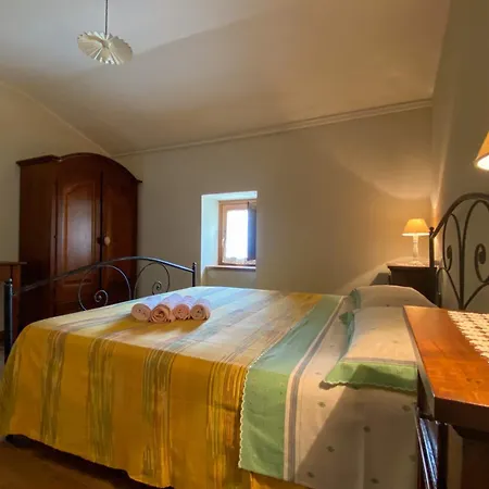 Farm stay Le Castellare Montemonaco
