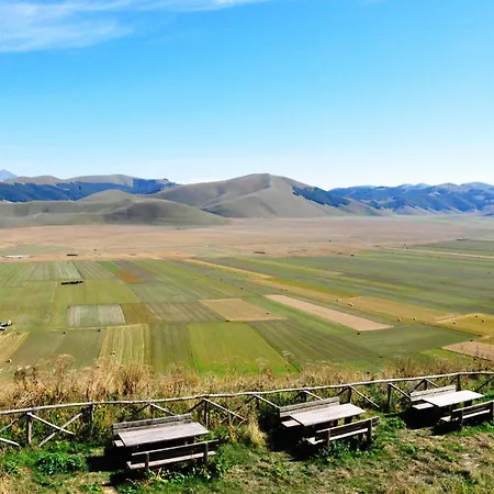 Le Castellare Farm stay Montemonaco