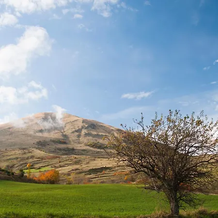 Le Castellare Farm stay Montemonaco